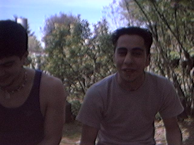 bola-fidein.jpg (44302 bytes)