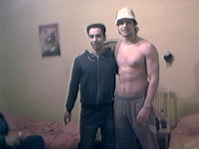 muskulosos.jpg (31677 bytes)